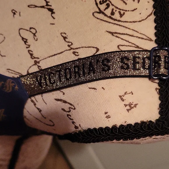 Victoria's Secret Blue and Gold Full-Coverage Bra - Picture 2 of 16